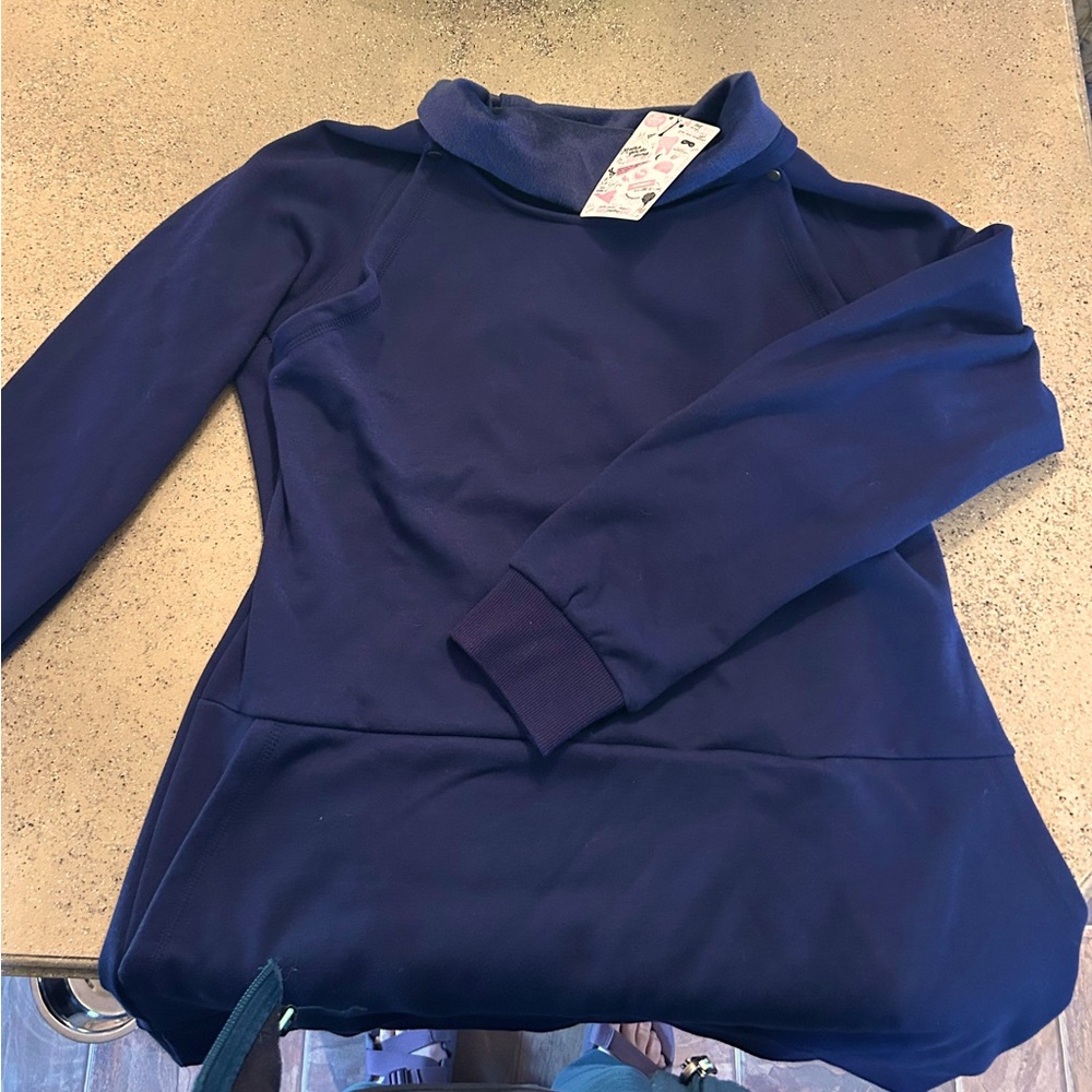 NWT Navy Latched Mama Harbor Snap Hoodie!